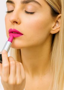 pack of 5 Classic  Lipstick...