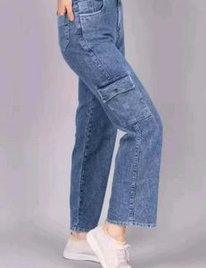 Straight Jeans