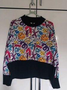 Printed Solid Sweatshirt