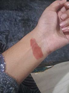Mamaearth Lipstick( Honey Blush )💋