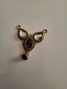 Trending Jhumka ..2 Pendant With Free Saree Pin