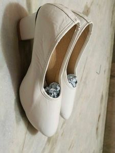 White Pointed-Toe Heels