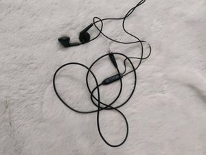 Headphone