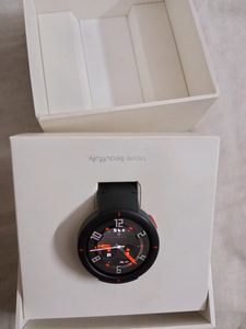 Amazfit Verge : Premium Smart Watch