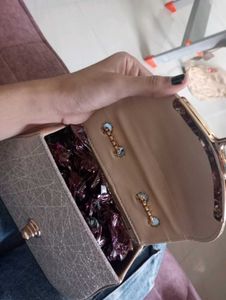 30rs Delivery Discount 🎉Golden Glitter  Purse