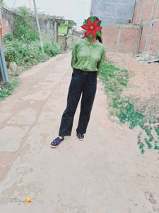 combo of green and royal blue shirt
