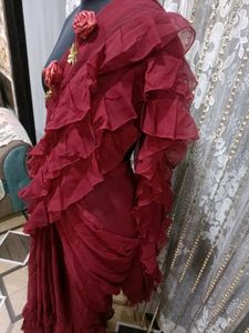Frill Saari With Peticot