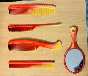 Comb & Mirror Set