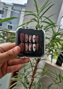 Presson Nails