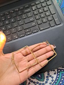 Statement Golden Square Earings