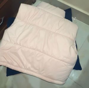 💖 Cozy &amp; Trendy Pink Puffer Vest 💖