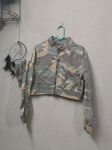 Camouflage Design Short Jacket