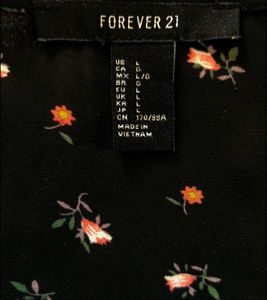 🖤Forever21 Wrap Around Top 🖤