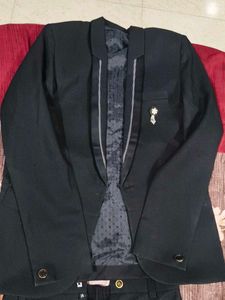 Elegant Black Suit Set