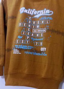 Mustard sweatshirt