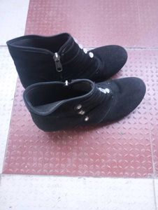 Black Ankle Boots