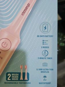 Closeup Sonic Expert Electric Toothbrush