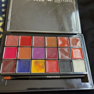 Forever52 Multitasker Lipstick Palette