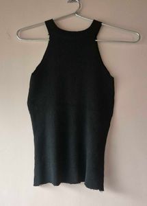Black Solid Ribbed Top