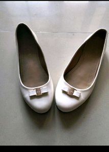 Dressberry White Bellerinas (Euro 39)