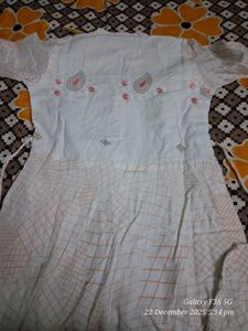 Elegant Embroidered Kurta