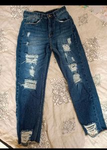 Baggy Distressed Blue Jeans 💓