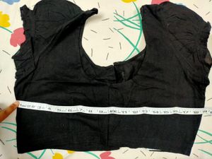 Black cotton Blouse Size 36 Short Sleeves Puffed