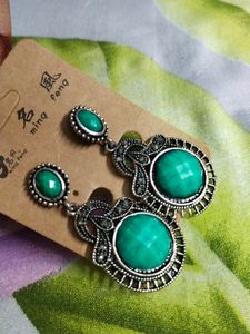 Unique Design Beautiful Earings Party Wear