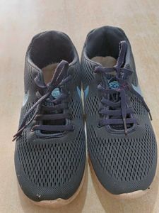Sport Shoes For Man