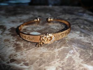 Gold-toned Bangle