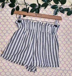 Size 24🎁Buy 2 Get 1 Free 🎁Striped Shorts