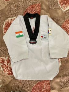 Taekwondo Dress Size 24 (2-4 Year Kids)