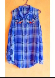 👔👕 trio- womens Assorted Plaid Shirts
