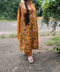 Kurta Pent Duptta Pore Cotton