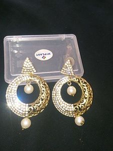 Gold Tone Pearl Drop Earrings