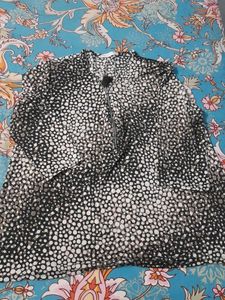 Plus Size Floral Print Top