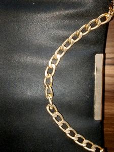 Slingbags