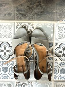 Three Heels