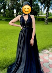 Elegant Black Halter Neck Lace Evening Gown