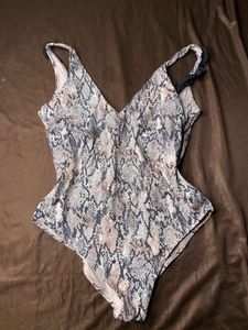 Snakeskin Print baddie bodysuit