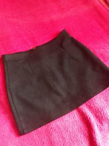 Black Skirt (⁠◕⁠ᴗ⁠◕⁠✿⁠)