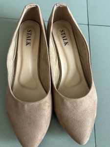 Brown/ Tan Color Block Heel Shoes