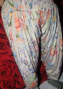 Floral Print creap silke suit