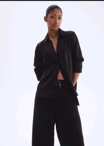 Elegant Black V-Neck Blouse