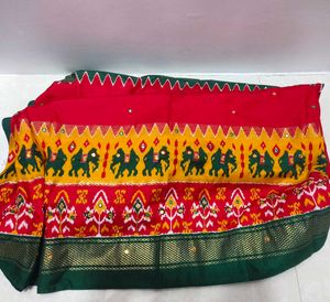 Saree With Stich Blouse