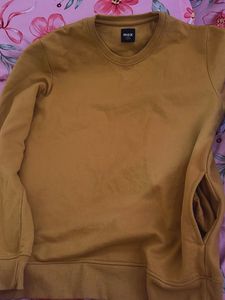 Mustard Crewneck Pullover