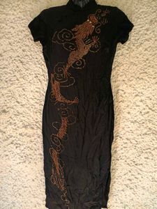 Dragon Embroidered Cut Dana Chinese Dress