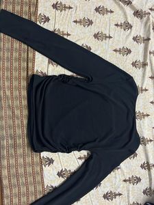 Black Long Sleeved Ruched Top