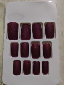dark violet shade nails