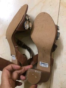 CatwalkSandals Minor Peels Are Der Bcz Of Storage
